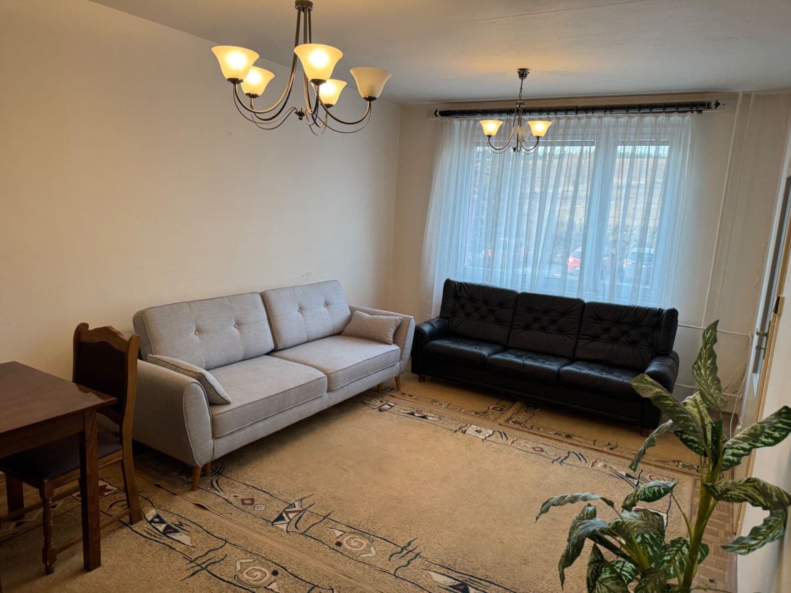 Prodej bytu 4+1 101 m², Kaštanová, Rosice, Jihomoravský kraj Prodej bytu 4+1 101 m², Kaštanová, Rosice, Jihomoravský kraj