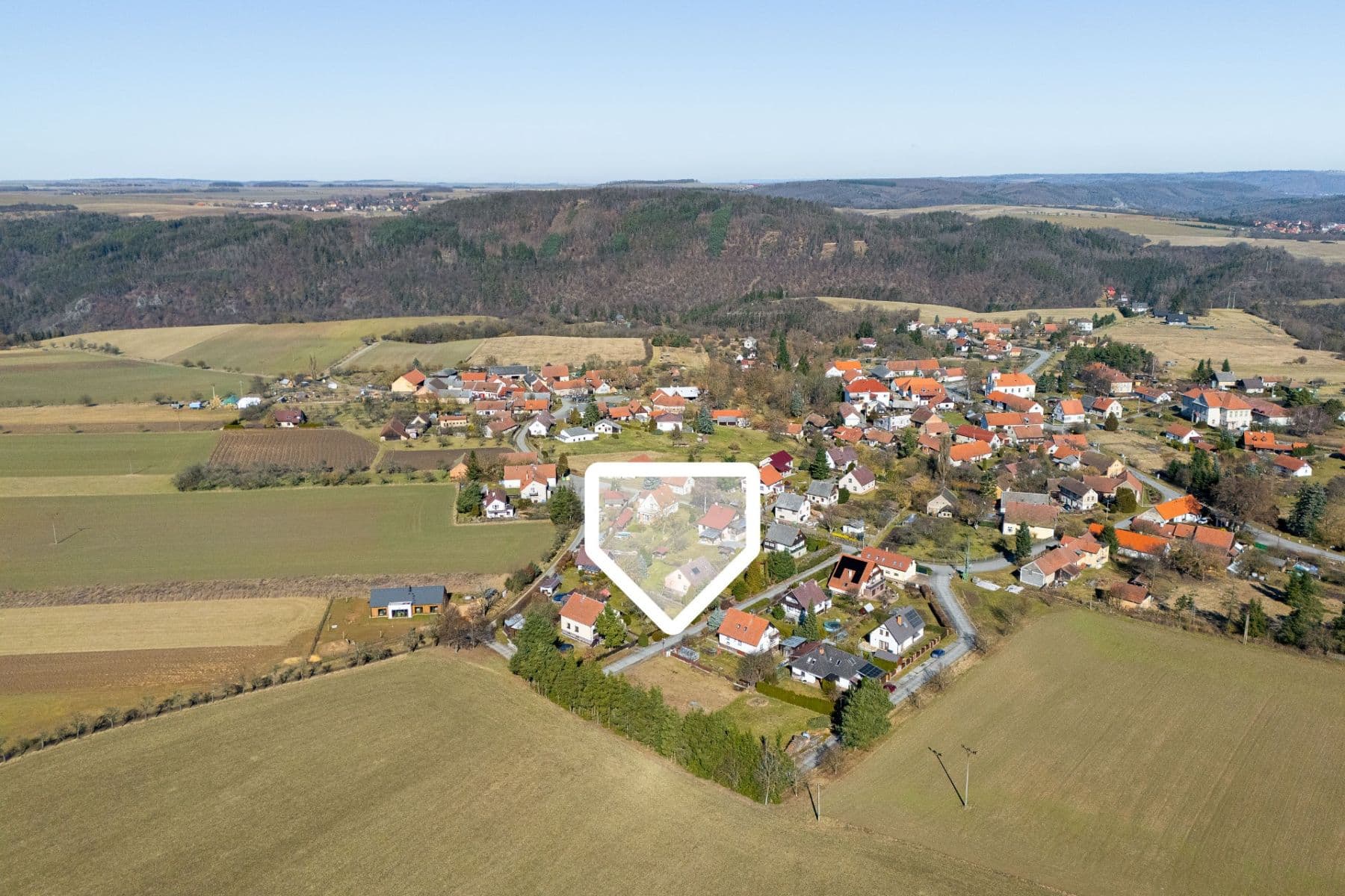 Prodej pozemku 593 m², Skryje, Středočeský kraj Prodej pozemku 593 m², Skryje, Středočeský kraj