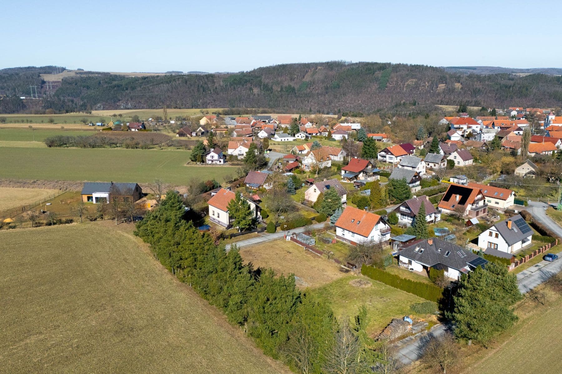 Prodej pozemku 593 m², Skryje, Středočeský kraj Prodej pozemku 593 m², Skryje, Středočeský kraj