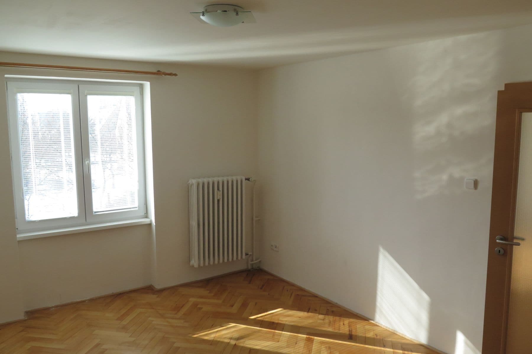 Pronájem bytu 3+1 76 m², Kochova, Chomutov, Ústecký kraj Pronájem bytu 3+1 76 m², Kochova, Chomutov, Ústecký kraj