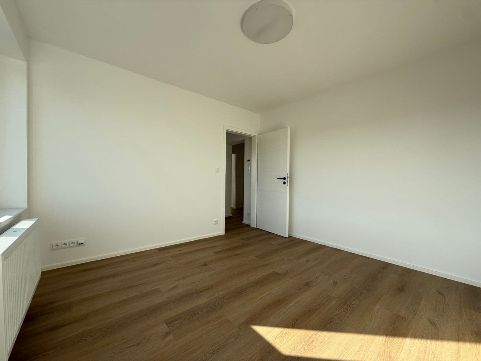 Pronájem bytu 3+kk 60 m², U Cihelny, Unhošť, Středočeský kraj Pronájem bytu 3+kk 60 m², U Cihelny, Unhošť, Středočeský kraj