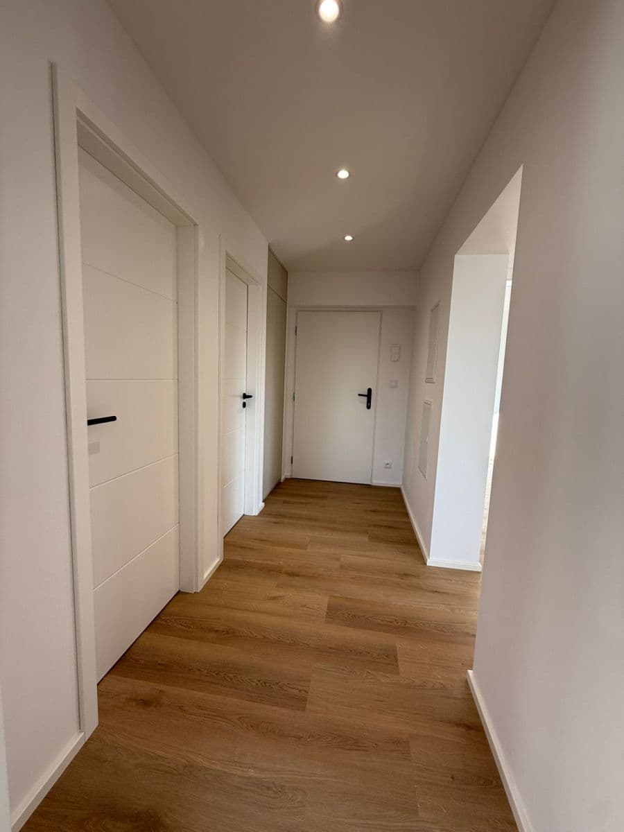 Pronájem bytu 3+kk 60 m², U Cihelny, Unhošť, Středočeský kraj Pronájem bytu 3+kk 60 m², U Cihelny, Unhošť, Středočeský kraj