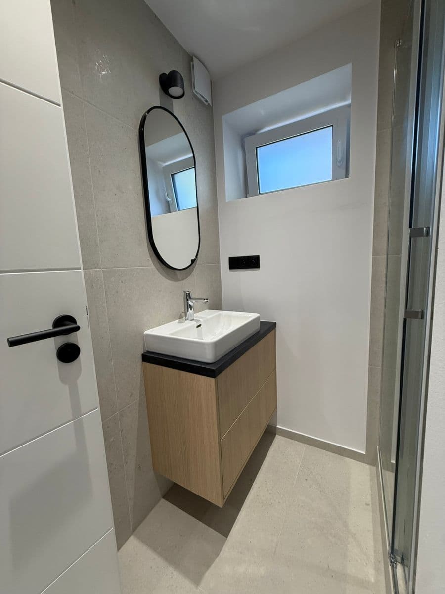 Pronájem bytu 3+kk 60 m², U Cihelny, Unhošť, Středočeský kraj Pronájem bytu 3+kk 60 m², U Cihelny, Unhošť, Středočeský kraj