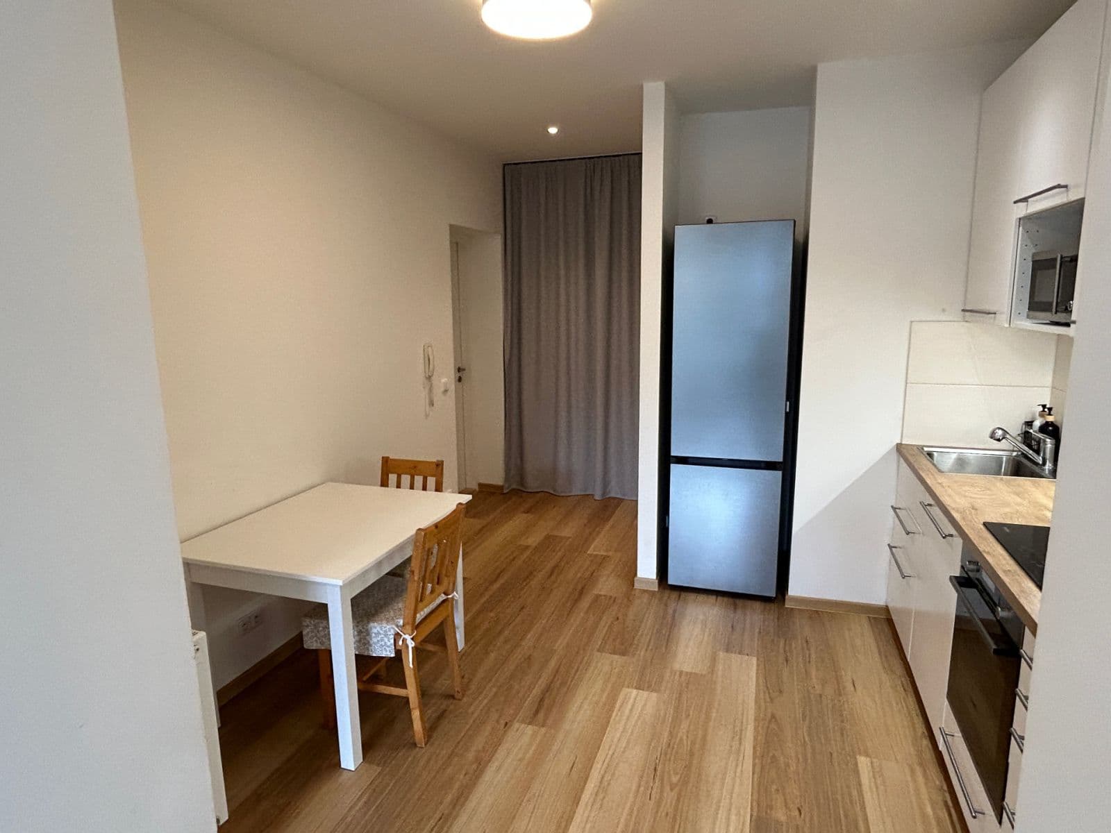 Pronájem bytu 1+kk 40 m², Špotzova, Praha, Praha Pronájem bytu 1+kk 40 m², Špotzova, Praha, Praha