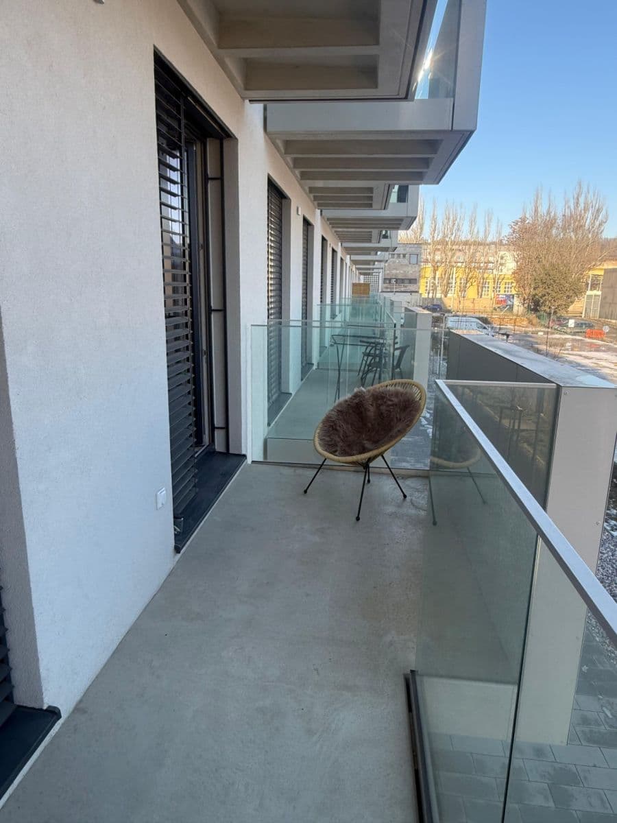 Pronájem bytu 1+kk 32 m², Fafkových, Praha, Praha Pronájem bytu 1+kk 32 m², Fafkových, Praha, Praha