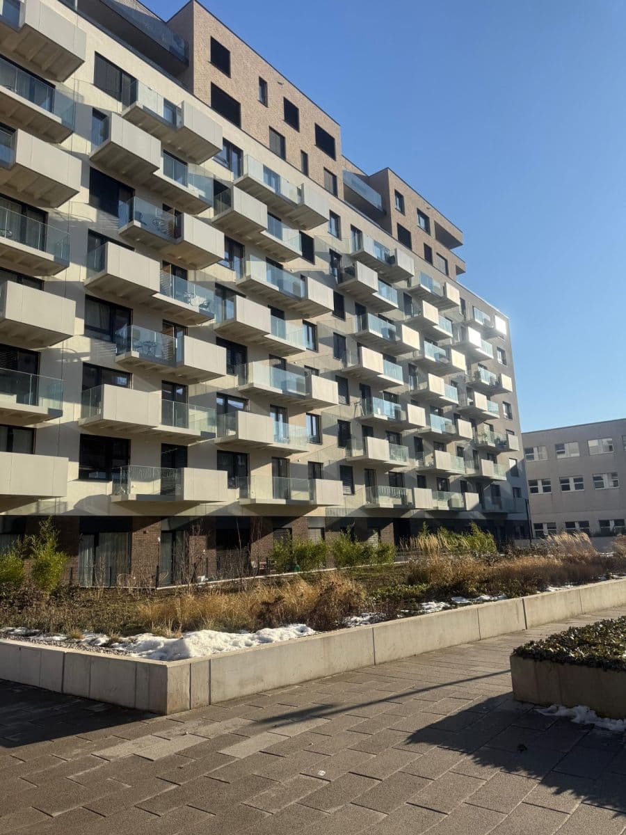 Pronájem bytu 1+kk 32 m², Fafkových, Praha, Praha Pronájem bytu 1+kk 32 m², Fafkových, Praha, Praha