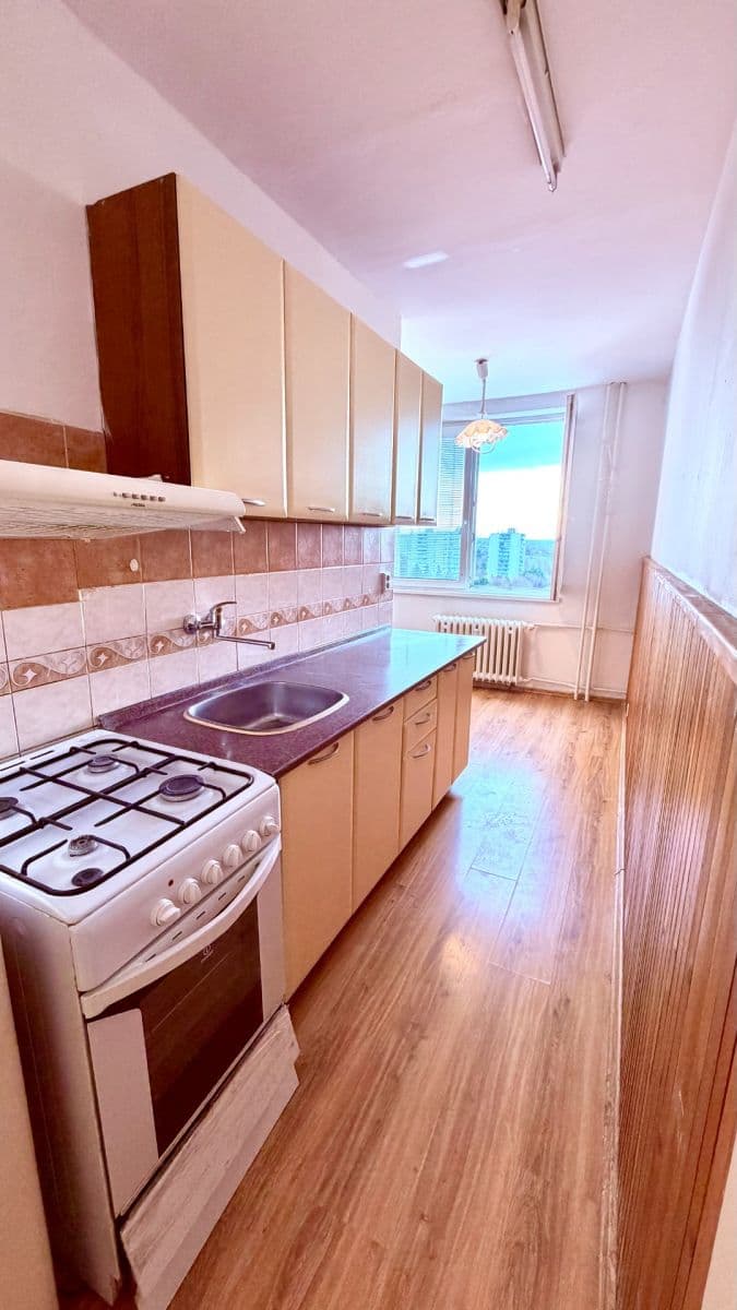 Prodej bytu 3+1 78 m², Ľudovíta Okánika, Nitra, Nitriansky kraj Prodej bytu 3+1 78 m², Ľudovíta Okánika, Nitra, Nitriansky kraj