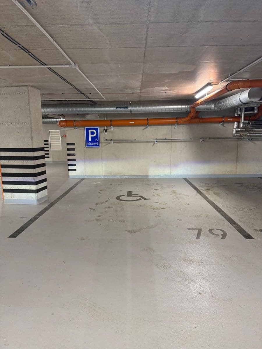 Pronájem bytu 1+kk 35 m², Bratislavská, Brno, Jihomoravský kraj Pronájem bytu 1+kk 35 m², Bratislavská, Brno, Jihomoravský kraj