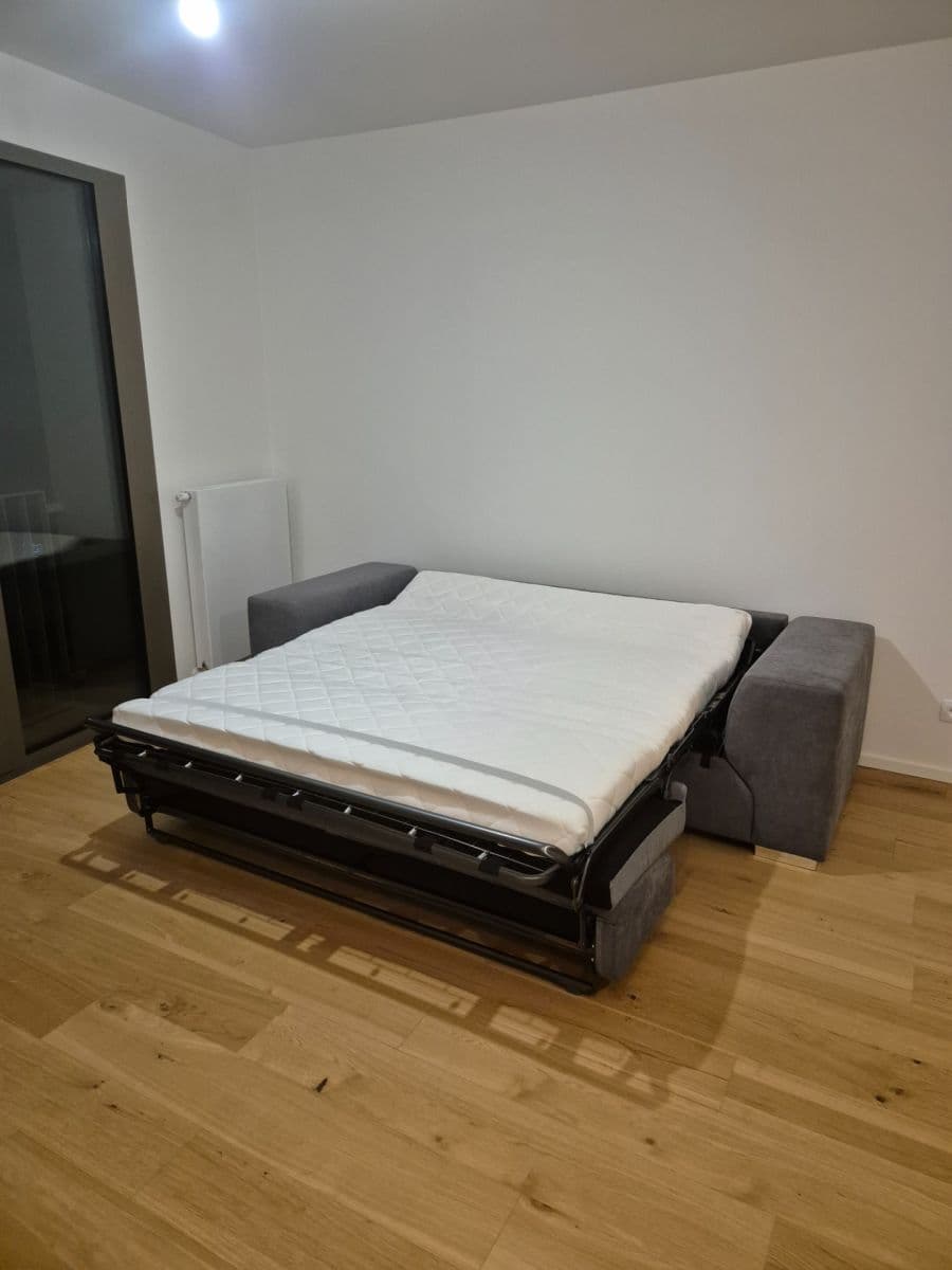 Pronájem bytu 1+kk 35 m², Bratislavská, Brno, Jihomoravský kraj Pronájem bytu 1+kk 35 m², Bratislavská, Brno, Jihomoravský kraj