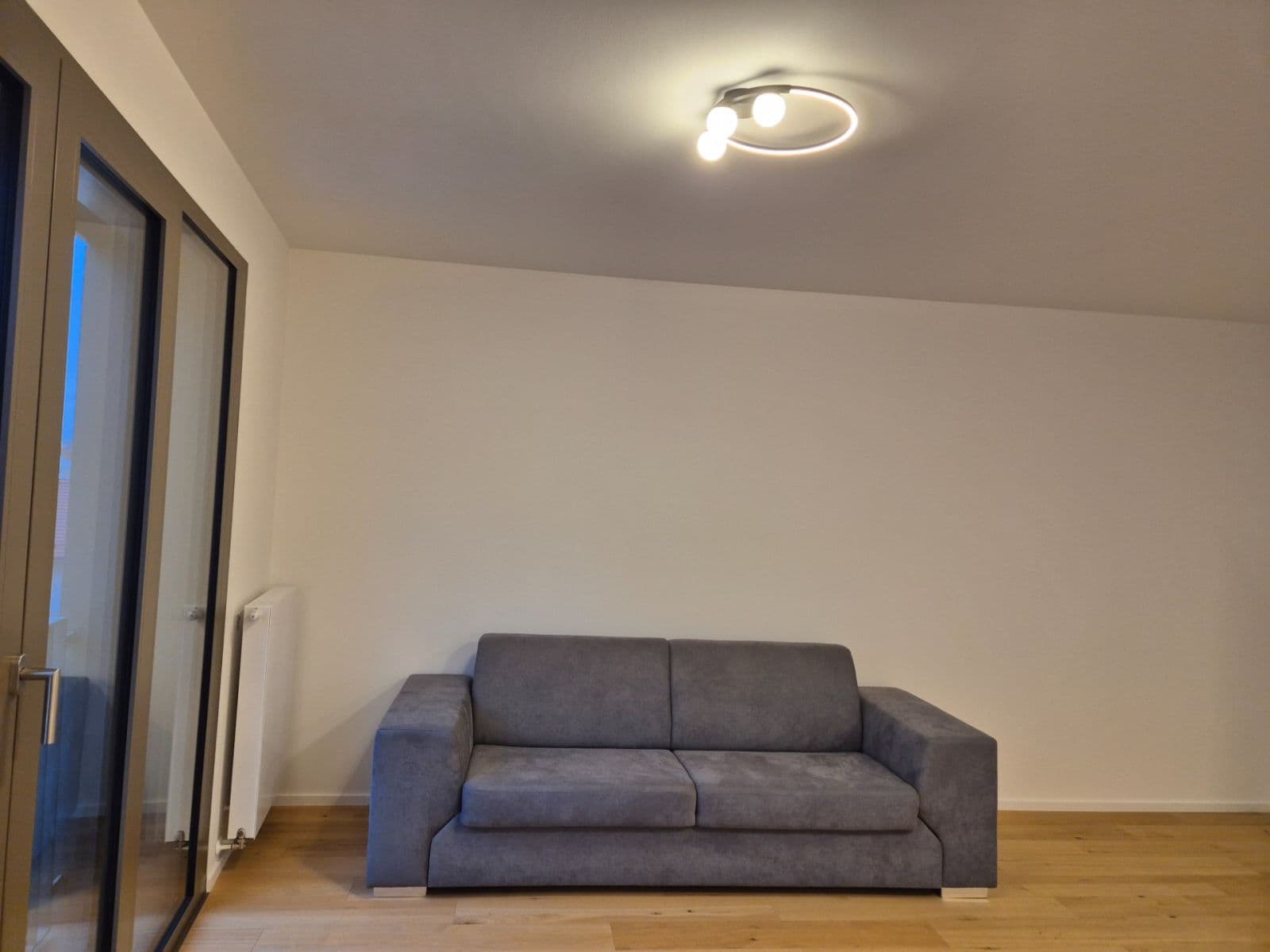 Pronájem bytu 1+kk 35 m², Bratislavská, Brno, Jihomoravský kraj Pronájem bytu 1+kk 35 m², Bratislavská, Brno, Jihomoravský kraj