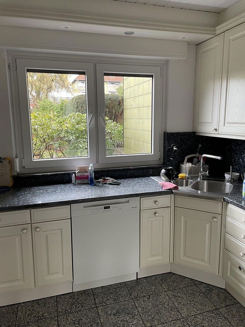 Pronájem domu 110 m², pozemek 230 m², Wolfenbüttel, Dolní Sasko Pronájem domu 110 m², pozemek 230 m², Wolfenbüttel, Dolní Sasko