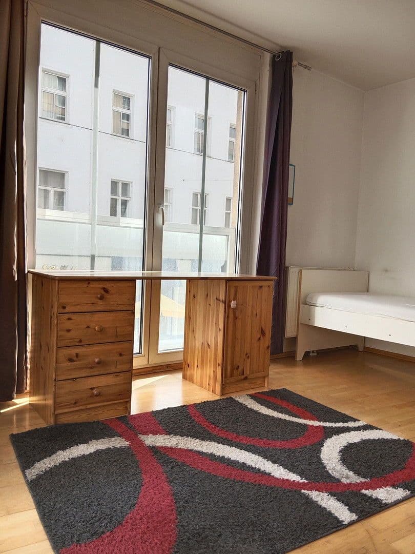 Pronájem bytu 3+1 56 m², Reinprechtsdorferstr.63, Wien, Wien Pronájem bytu 3+1 56 m², Reinprechtsdorferstr.63, Wien, Wien