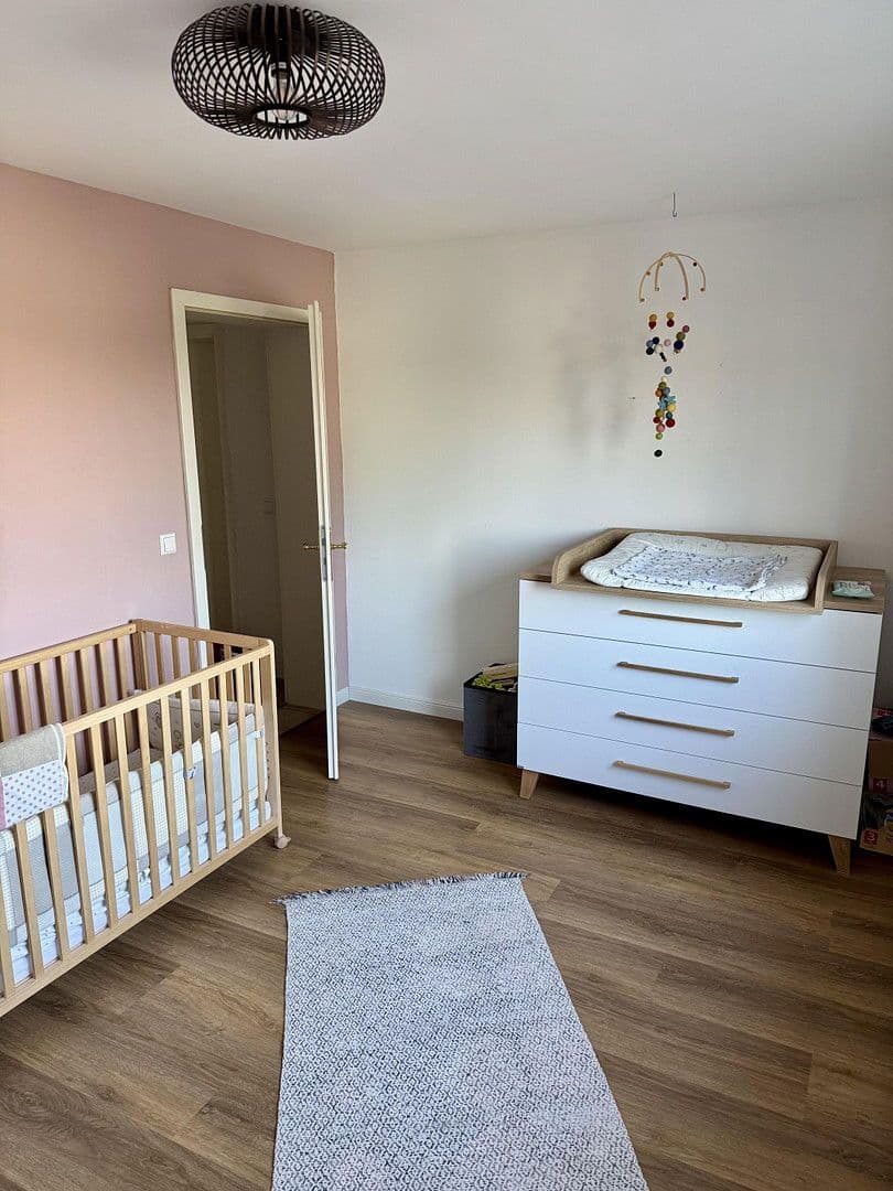 Prodej domu 180 m², pozemek 698 m², Merkurstraße 28, Muggensturm, Bádensko-Württembersko Prodej domu 180 m², pozemek 698 m², Merkurstraße 28, Muggensturm, Bádensko-Württembersko