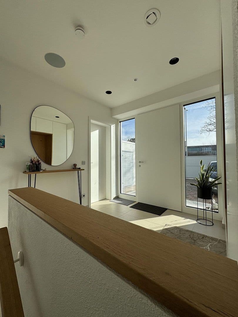 Pronájem domu 226 m², pozemek 540 m², Renningen, Bádensko-Württembersko Pronájem domu 226 m², pozemek 540 m², Renningen, Bádensko-Württembersko