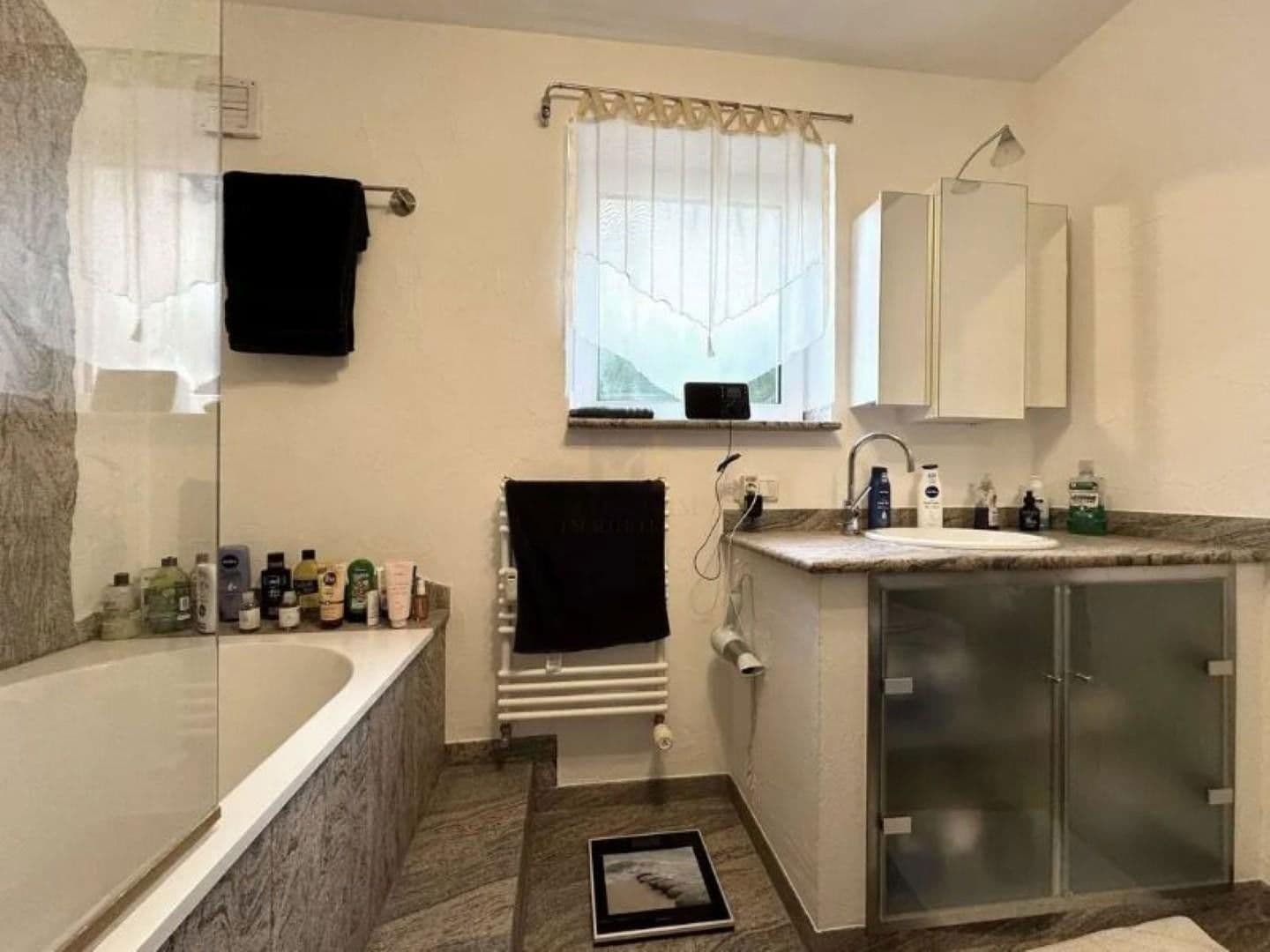 Pronájem bytu 1+1 24 m², Haldenstraße 14, Stötten am Auerberg, Bavorsko Pronájem bytu 1+1 24 m², Haldenstraße 14, Stötten am Auerberg, Bavorsko