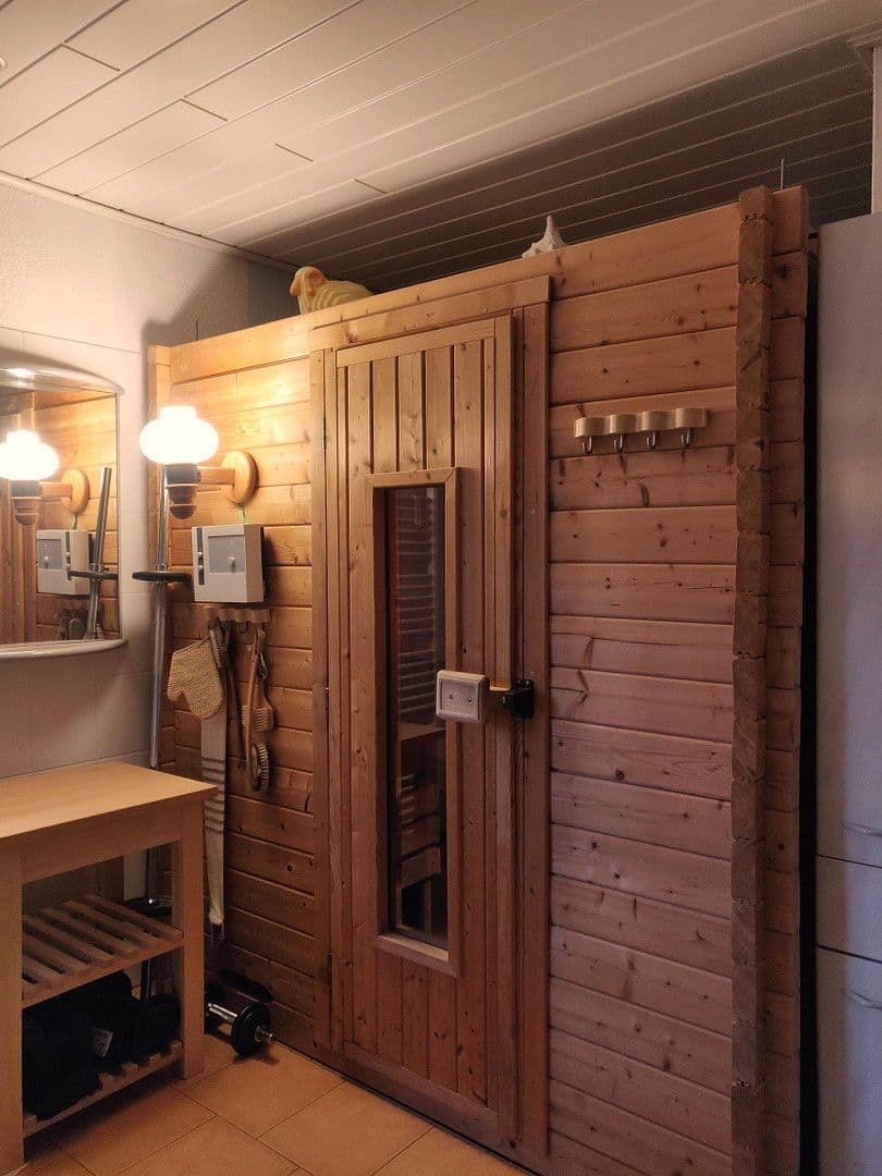 Prodej domu 244 m², pozemek 518 m², Wennigsen (Deister), Dolní Sasko Prodej domu 244 m², pozemek 518 m², Wennigsen (Deister), Dolní Sasko