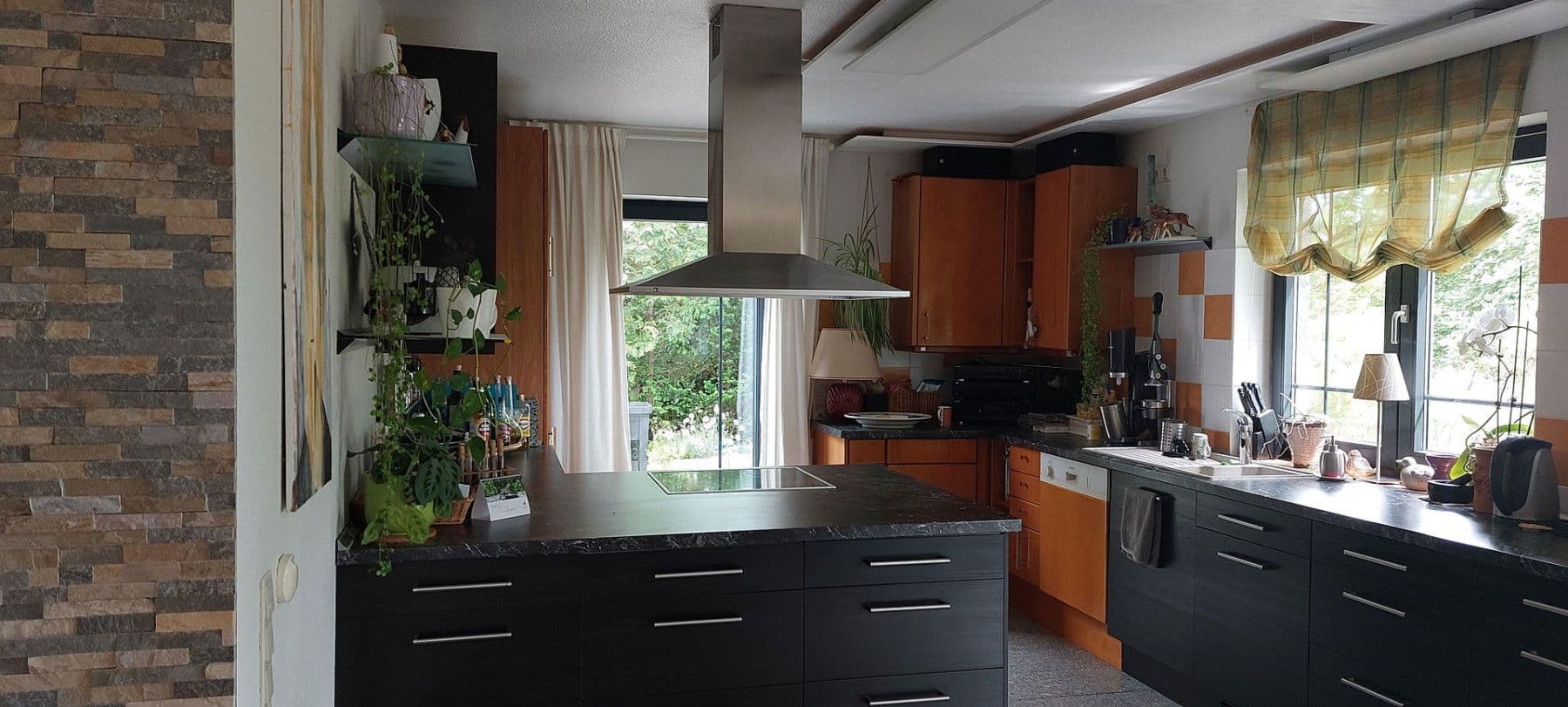 Prodej domu 244 m², pozemek 518 m², Wennigsen (Deister), Dolní Sasko Prodej domu 244 m², pozemek 518 m², Wennigsen (Deister), Dolní Sasko