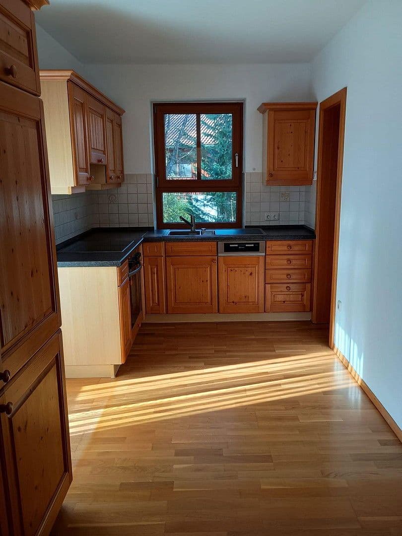 Prodej domu 240 m², pozemek 800 m², Dingolfing, Bavorsko Prodej domu 240 m², pozemek 800 m², Dingolfing, Bavorsko