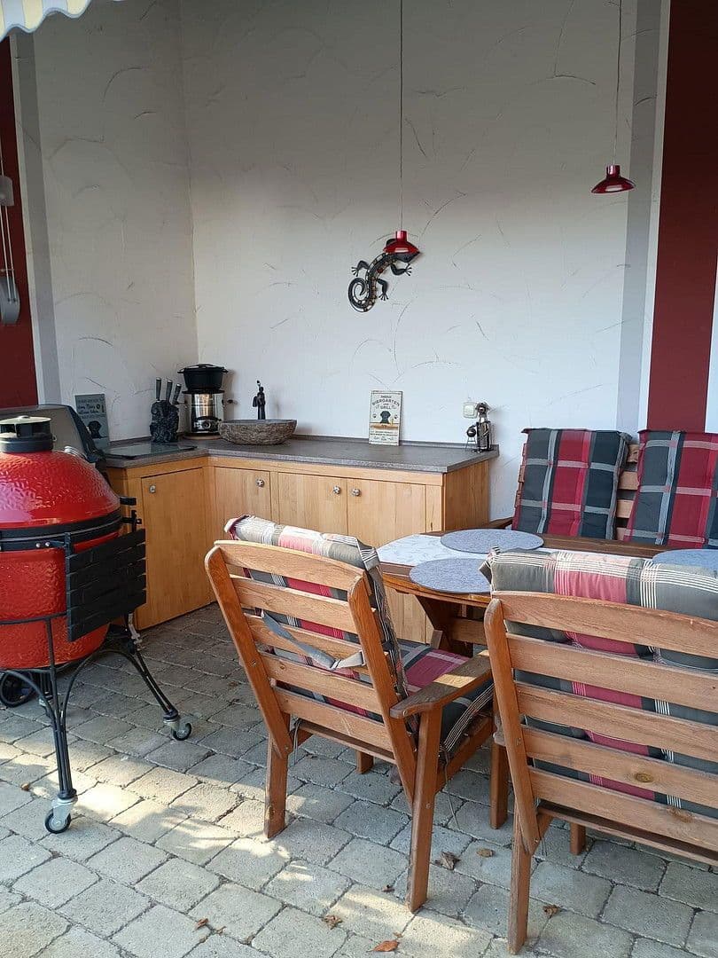 Prodej domu 240 m², pozemek 800 m², Dingolfing, Bavorsko Prodej domu 240 m², pozemek 800 m², Dingolfing, Bavorsko