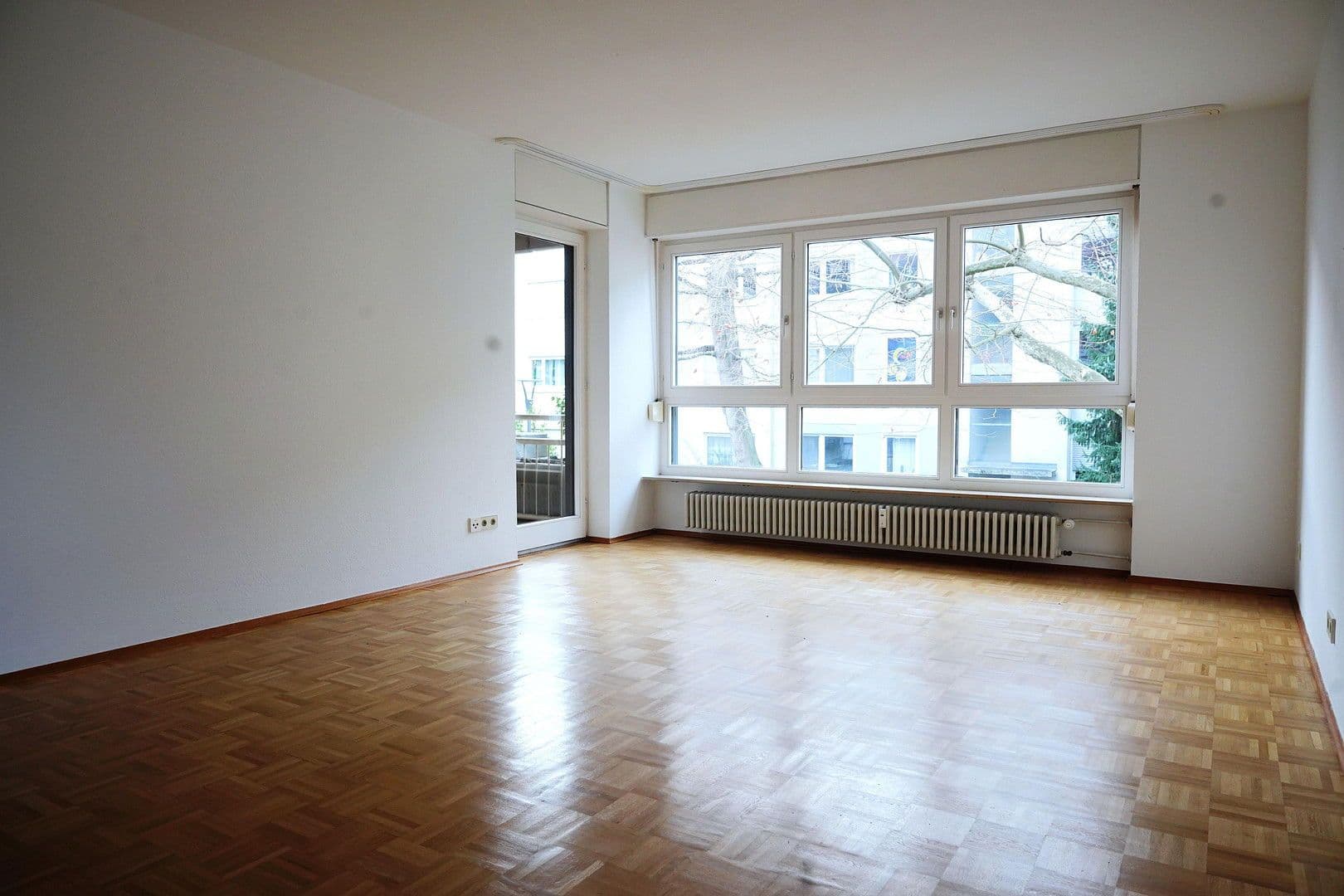 Prodej bytu 3+kk 97 m², Kastellweg, Heidelberg, Bádensko-Württembersko Prodej bytu 3+kk 97 m², Kastellweg, Heidelberg, Bádensko-Württembersko