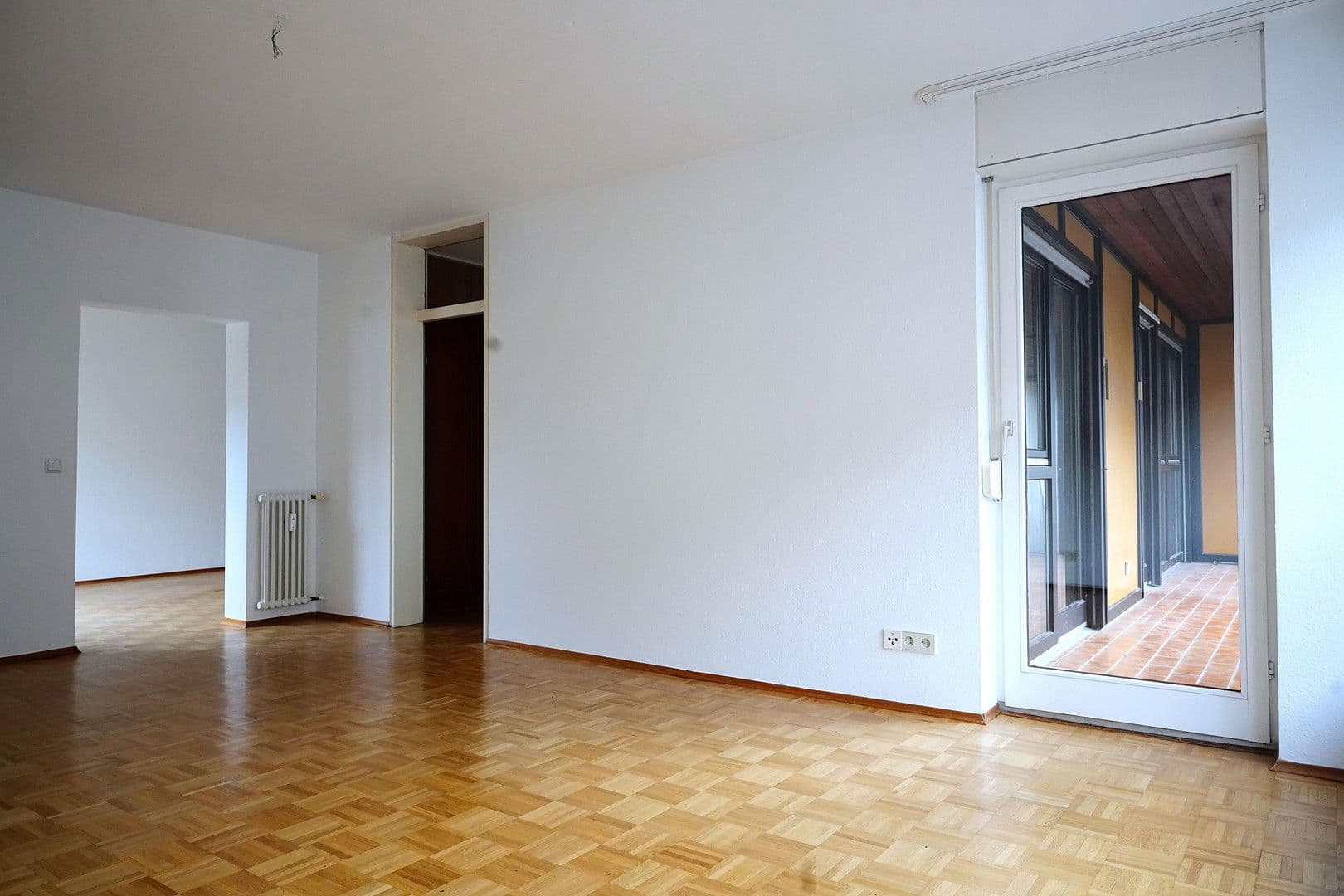 Prodej bytu 3+kk 97 m², Kastellweg, Heidelberg, Bádensko-Württembersko Prodej bytu 3+kk 97 m², Kastellweg, Heidelberg, Bádensko-Württembersko