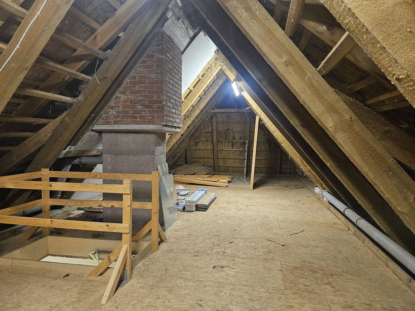 Prodej domu 285 m², pozemek 3.680 m², Ringstraße 8b, Dobin am See, Mecklenburg-Vorpommern Prodej domu 285 m², pozemek 3.680 m², Ringstraße 8b, Dobin am See, Mecklenburg-Vorpommern