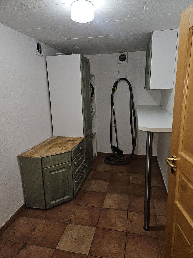 Prodej domu 285 m², pozemek 32.000 m², Dobin am See, Mecklenburg-Vorpommern Prodej domu 285 m², pozemek 32.000 m², Dobin am See, Mecklenburg-Vorpommern