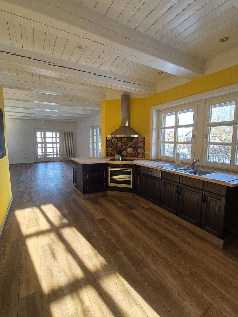 Prodej domu 285 m², pozemek 3.680 m², Ringstraße 8b, Dobin am See, Mecklenburg-Vorpommern Prodej domu 285 m², pozemek 3.680 m², Ringstraße 8b, Dobin am See, Mecklenburg-Vorpommern