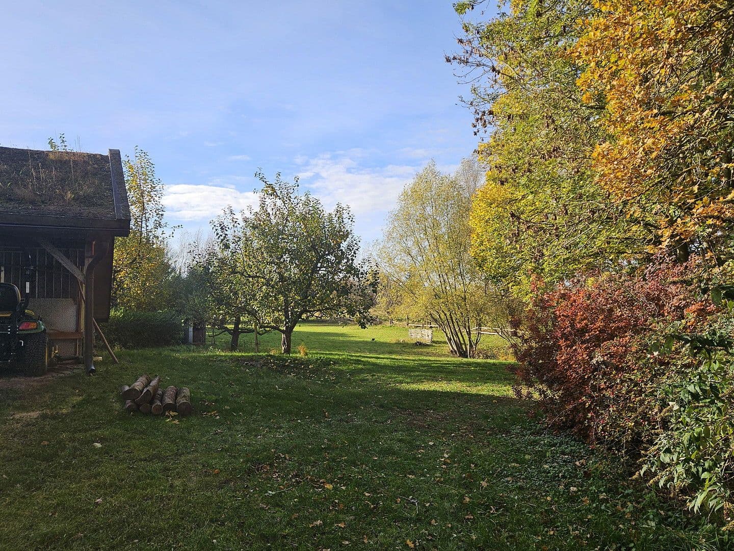 Prodej domu 285 m², pozemek 32.000 m², Dobin am See, Mecklenburg-Vorpommern Prodej domu 285 m², pozemek 32.000 m², Dobin am See, Mecklenburg-Vorpommern