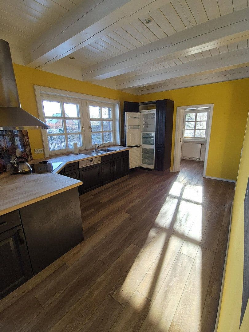 Prodej domu 285 m², pozemek 3.680 m², Ringstraße 8b, Dobin am See, Mecklenburg-Vorpommern Prodej domu 285 m², pozemek 3.680 m², Ringstraße 8b, Dobin am See, Mecklenburg-Vorpommern