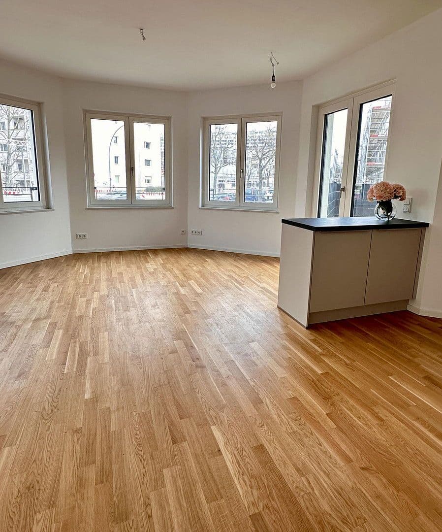 Pronájem bytu 2+kk 78 m², Wiesbadener Strasse 56 D, Berlin, Berlín Pronájem bytu 2+kk 78 m², Wiesbadener Strasse 56 D, Berlin, Berlín