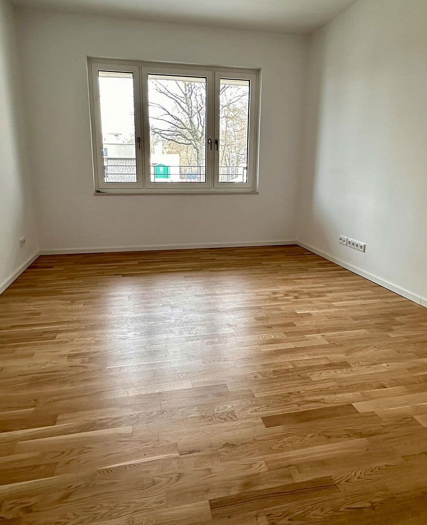 Pronájem bytu 2+kk 78 m², Wiesbadener Strasse 56 D, Berlin, Berlín Pronájem bytu 2+kk 78 m², Wiesbadener Strasse 56 D, Berlin, Berlín