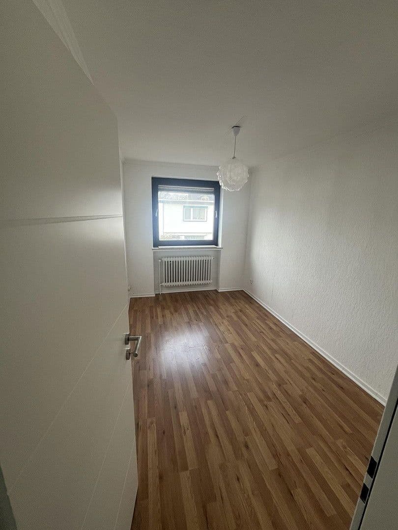 Prodej domu 146 m², pozemek 294 m², Delmenhorst, Dolní Sasko Prodej domu 146 m², pozemek 294 m², Delmenhorst, Dolní Sasko