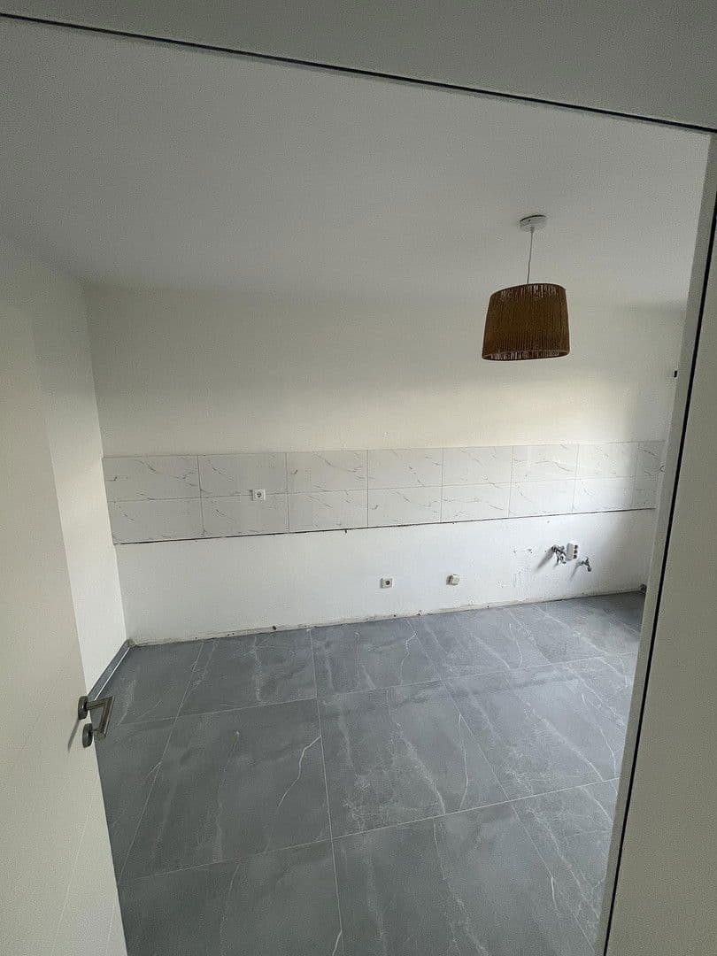 Prodej domu 146 m², pozemek 294 m², Delmenhorst, Dolní Sasko Prodej domu 146 m², pozemek 294 m², Delmenhorst, Dolní Sasko