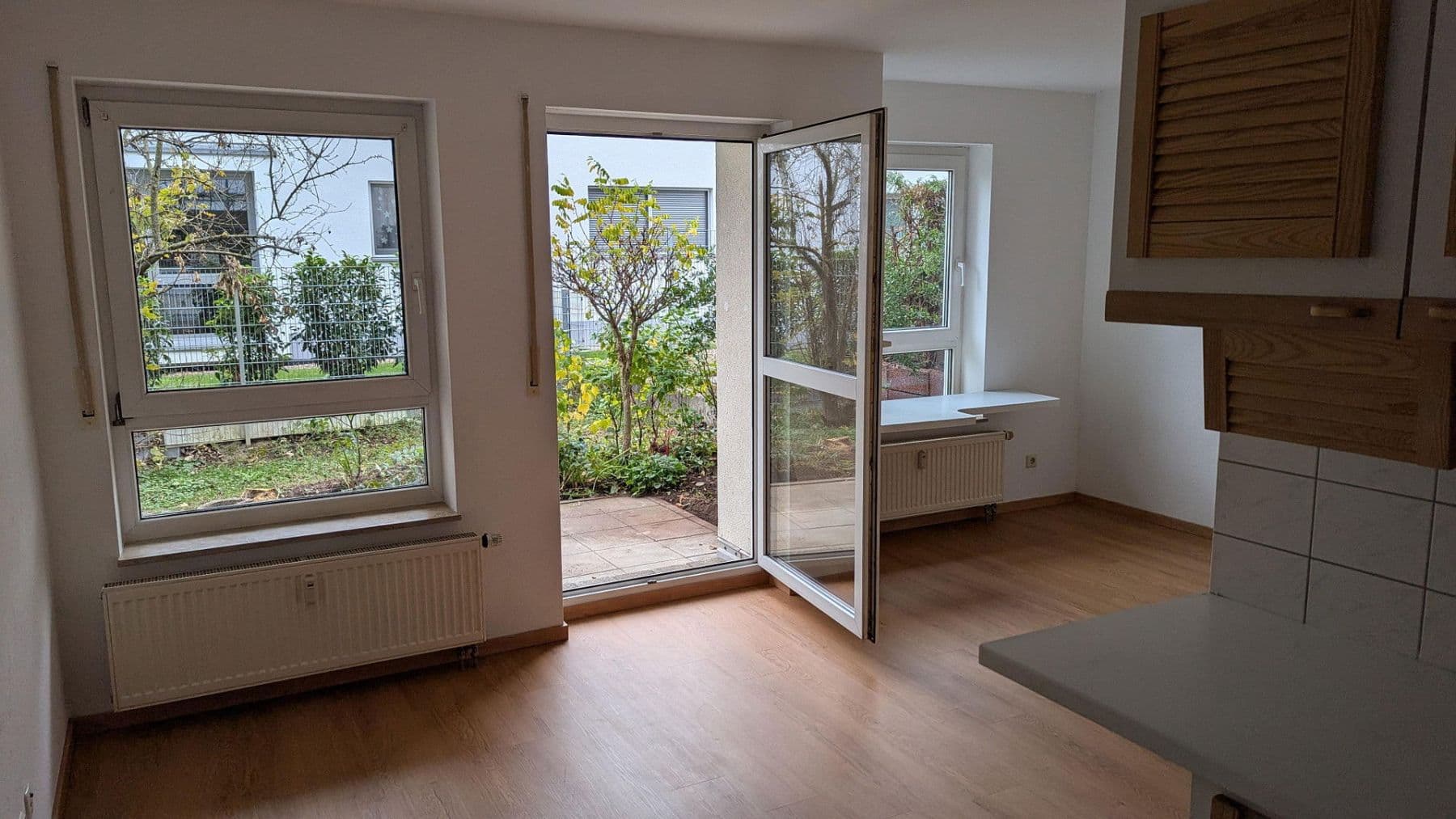Pronájem bytu 1+1 31 m², Müllheim im Markgräflerland, Bádensko-Württembersko Pronájem bytu 1+1 31 m², Müllheim im Markgräflerland, Bádensko-Württembersko