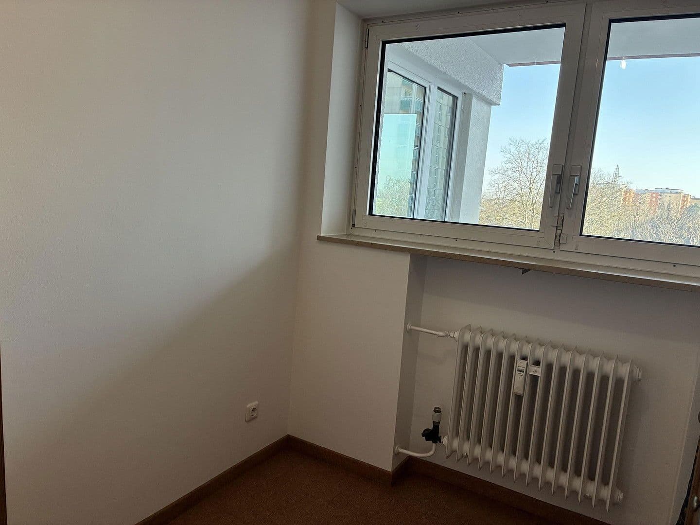 Pronájem bytu 2+1 61 m², Münchener Str. 10, Germering, Bavorsko Pronájem bytu 2+1 61 m², Münchener Str. 10, Germering, Bavorsko