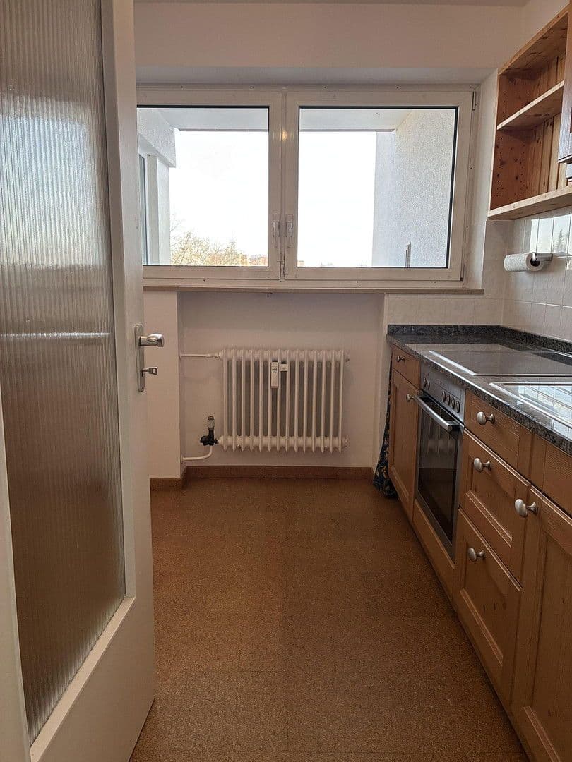 Pronájem bytu 2+1 61 m², Münchener Str. 10, Germering, Bavorsko Pronájem bytu 2+1 61 m², Münchener Str. 10, Germering, Bavorsko