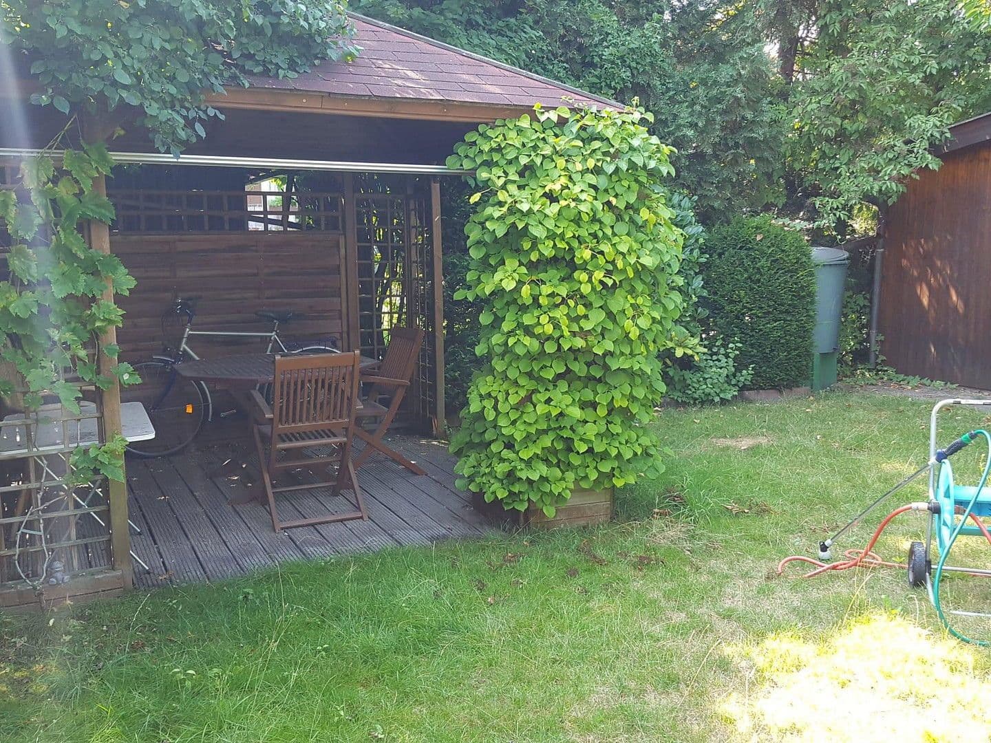 Prodej bytu 3+1 75 m², Deckerstraße 11, Korntal-Münchingen, Bádensko-Württembersko Prodej bytu 3+1 75 m², Deckerstraße 11, Korntal-Münchingen, Bádensko-Württembersko