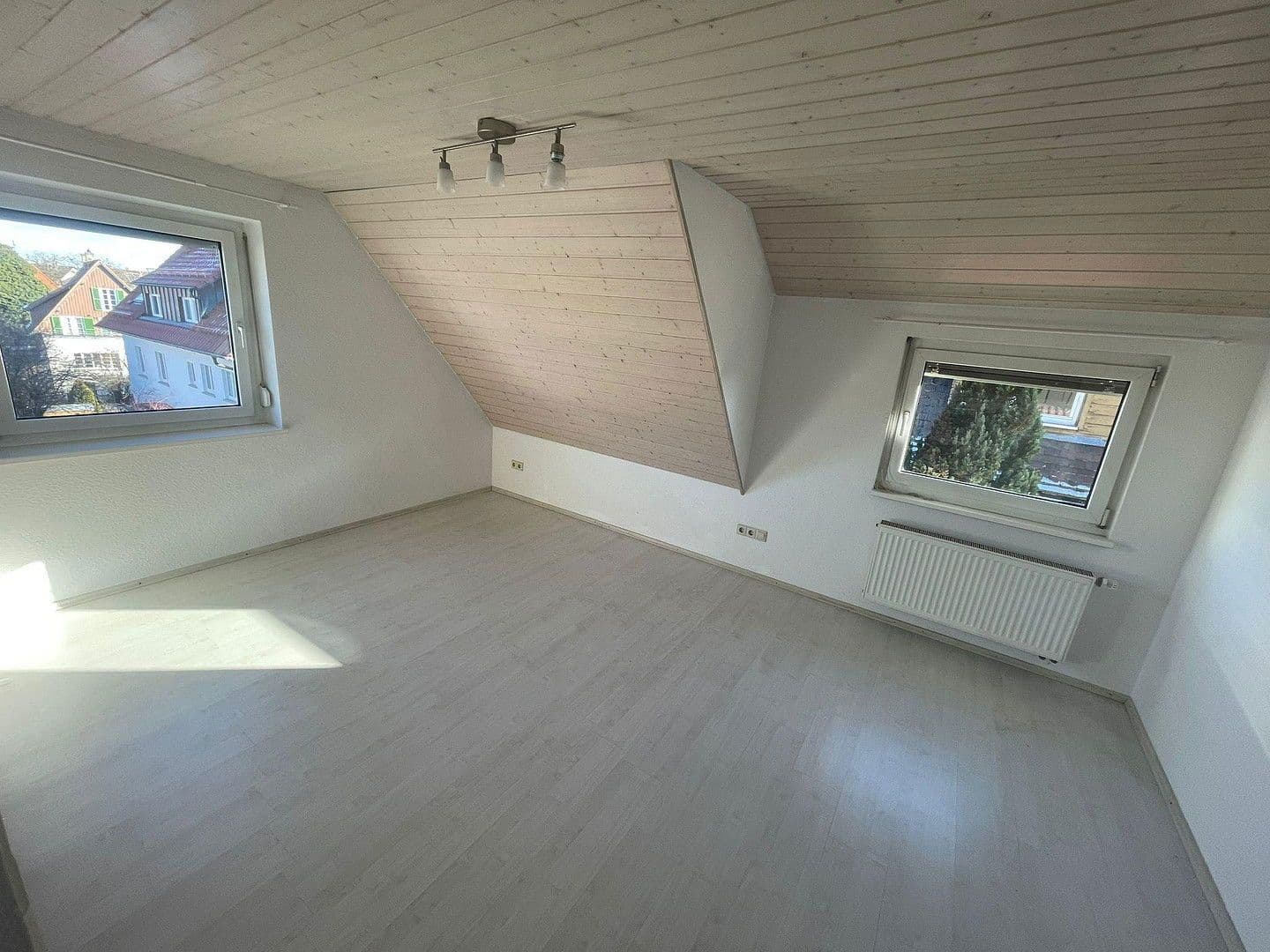 Prodej bytu 3+1 75 m², Deckerstraße 11, Korntal-Münchingen, Bádensko-Württembersko Prodej bytu 3+1 75 m², Deckerstraße 11, Korntal-Münchingen, Bádensko-Württembersko