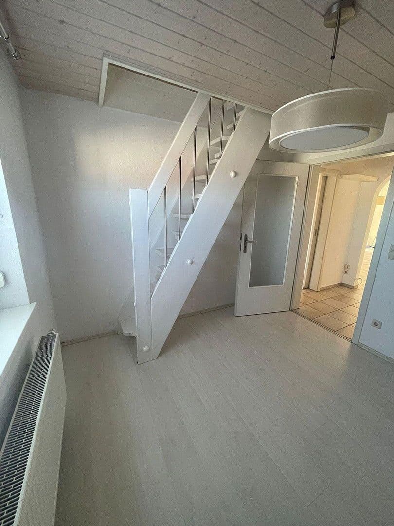 Prodej bytu 3+1 75 m², Deckerstraße 11, Korntal-Münchingen, Bádensko-Württembersko Prodej bytu 3+1 75 m², Deckerstraße 11, Korntal-Münchingen, Bádensko-Württembersko