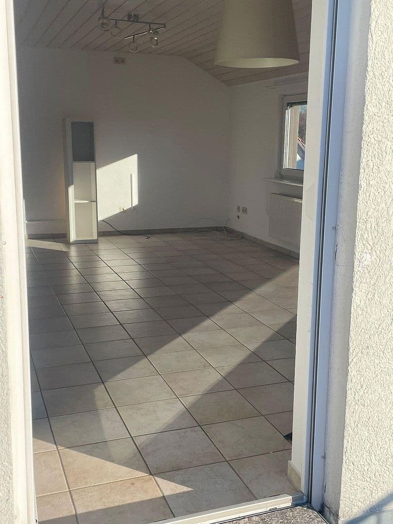 Prodej bytu 3+1 75 m², Deckerstraße 11, Korntal-Münchingen, Bádensko-Württembersko Prodej bytu 3+1 75 m², Deckerstraße 11, Korntal-Münchingen, Bádensko-Württembersko