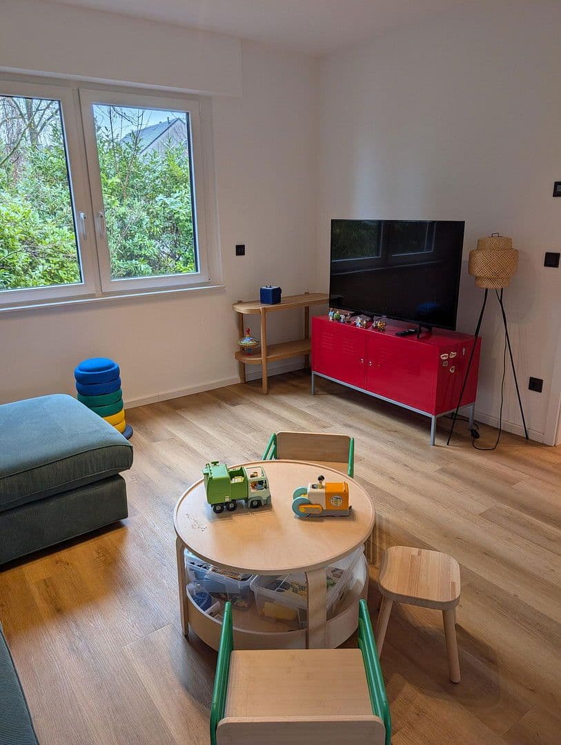 Prodej domu 123 m², pozemek 574 m², Oberhausen, Severní Porýní-Vestfálsko Prodej domu 123 m², pozemek 574 m², Oberhausen, Severní Porýní-Vestfálsko