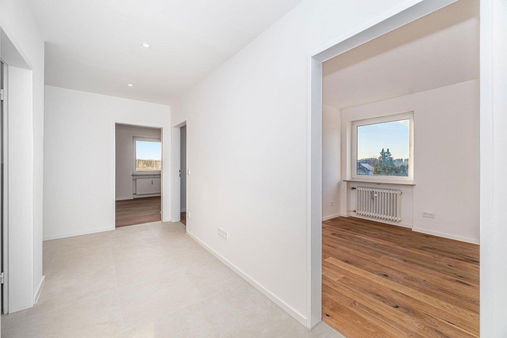 Prodej bytu 4+1 90 m², Steinbergstr 39, Germering, Bavorsko Prodej bytu 4+1 90 m², Steinbergstr 39, Germering, Bavorsko