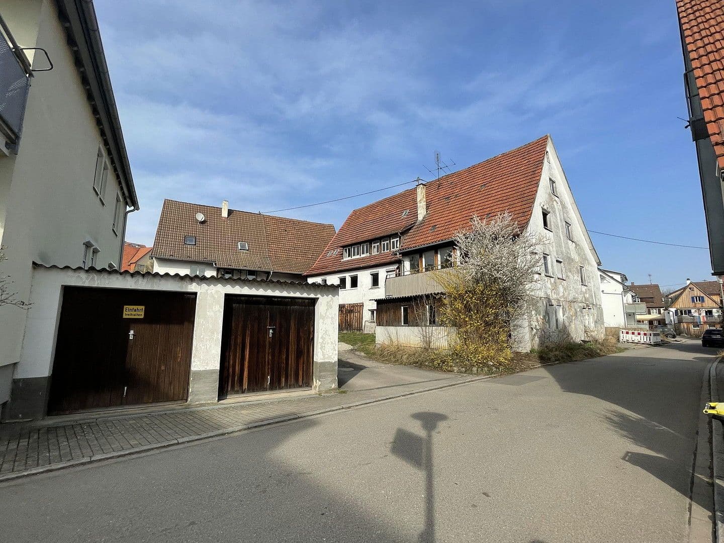 Prodej domu 464 m², pozemek 327 m², Aichtal, Bádensko-Württembersko Prodej domu 464 m², pozemek 327 m², Aichtal, Bádensko-Württembersko