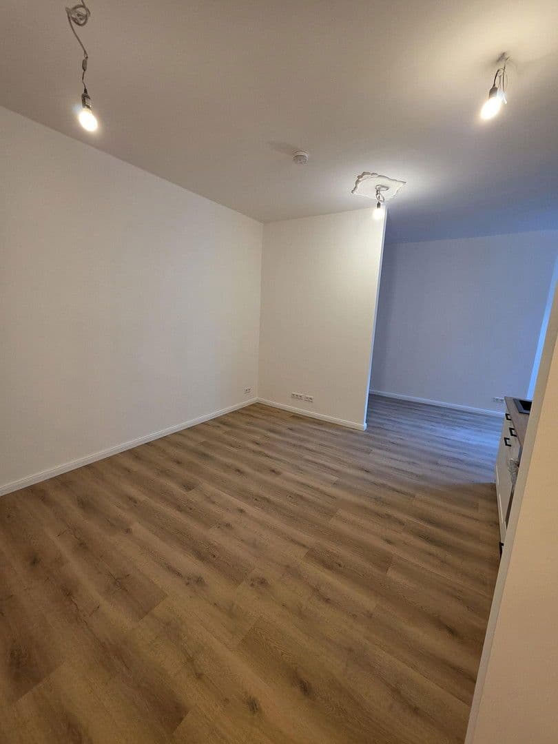 Pronájem bytu 2+1 50 m², Berlin, Berlín Pronájem bytu 2+1 50 m², Berlin, Berlín