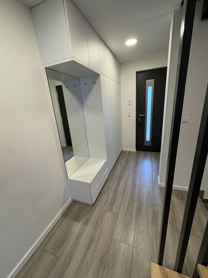 Prodej domu 115 m², pozemek 395 m², Forlenweg 16, Rastatt, Bádensko-Württembersko Prodej domu 115 m², pozemek 395 m², Forlenweg 16, Rastatt, Bádensko-Württembersko