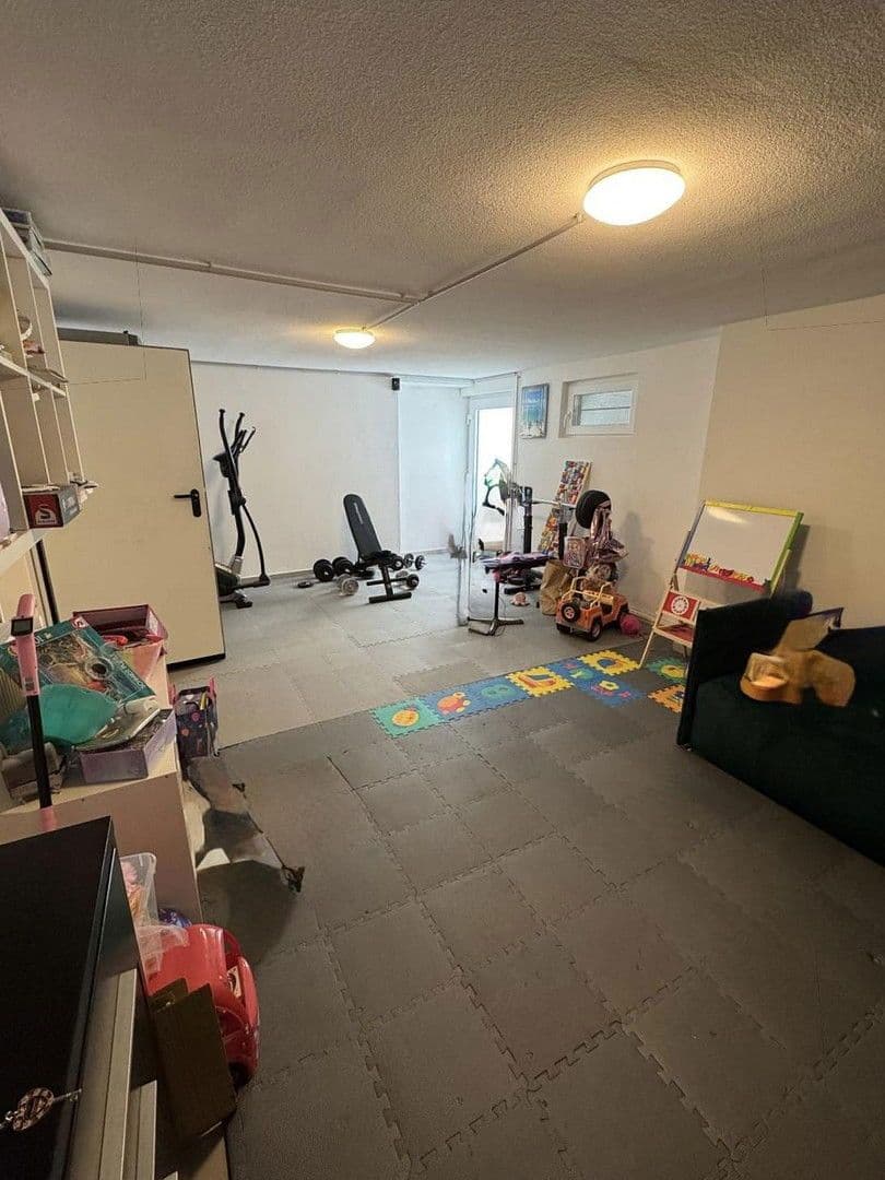 Prodej domu 115 m², pozemek 395 m², Forlenweg 16, Rastatt, Bádensko-Württembersko Prodej domu 115 m², pozemek 395 m², Forlenweg 16, Rastatt, Bádensko-Württembersko