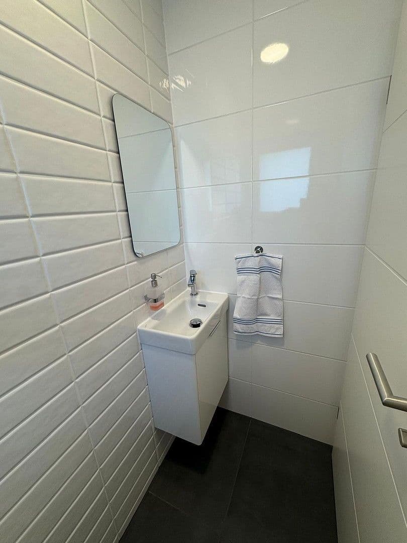 Prodej domu 115 m², pozemek 395 m², Forlenweg 16, Rastatt, Bádensko-Württembersko Prodej domu 115 m², pozemek 395 m², Forlenweg 16, Rastatt, Bádensko-Württembersko