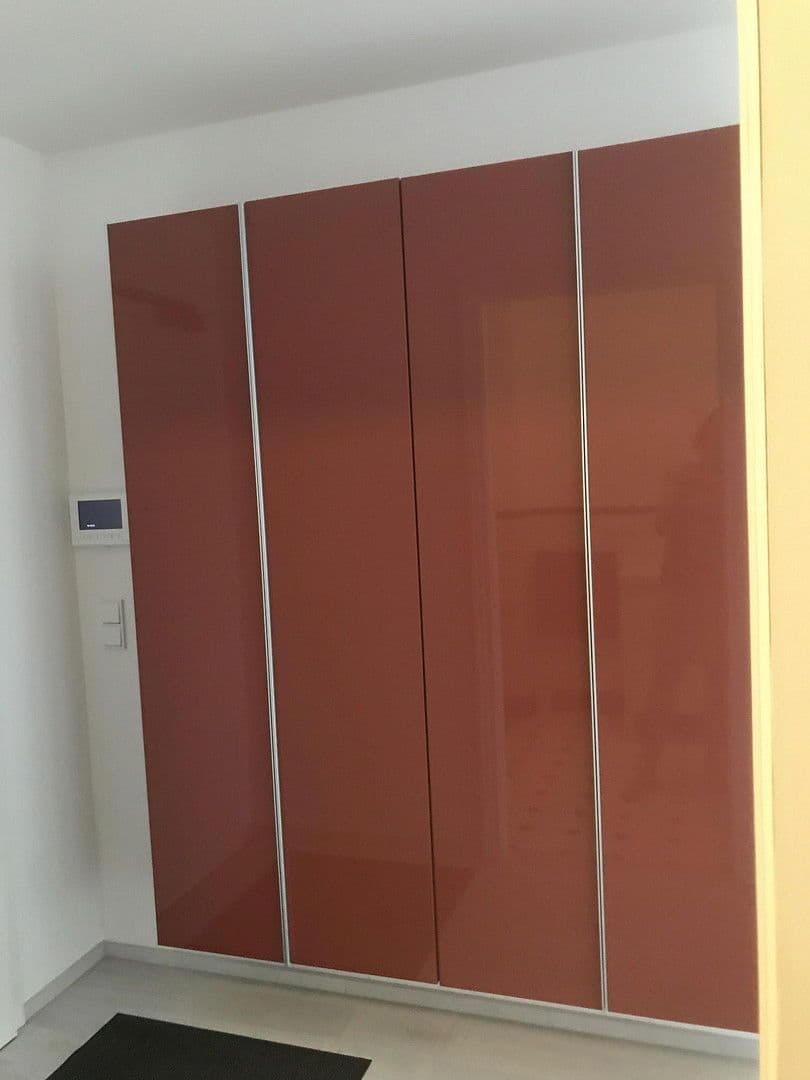 Pronájem bytu 3+1 82 m², Frankfurt am Main, Hessen Pronájem bytu 3+1 82 m², Frankfurt am Main, Hessen