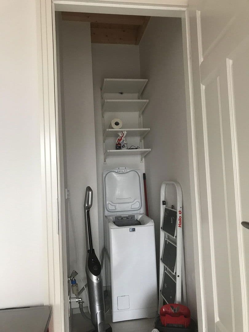 Pronájem bytu 3+1 82 m², Frankfurt am Main, Hessen Pronájem bytu 3+1 82 m², Frankfurt am Main, Hessen